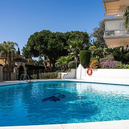 Puerto Banus Beachfront Lejlighed